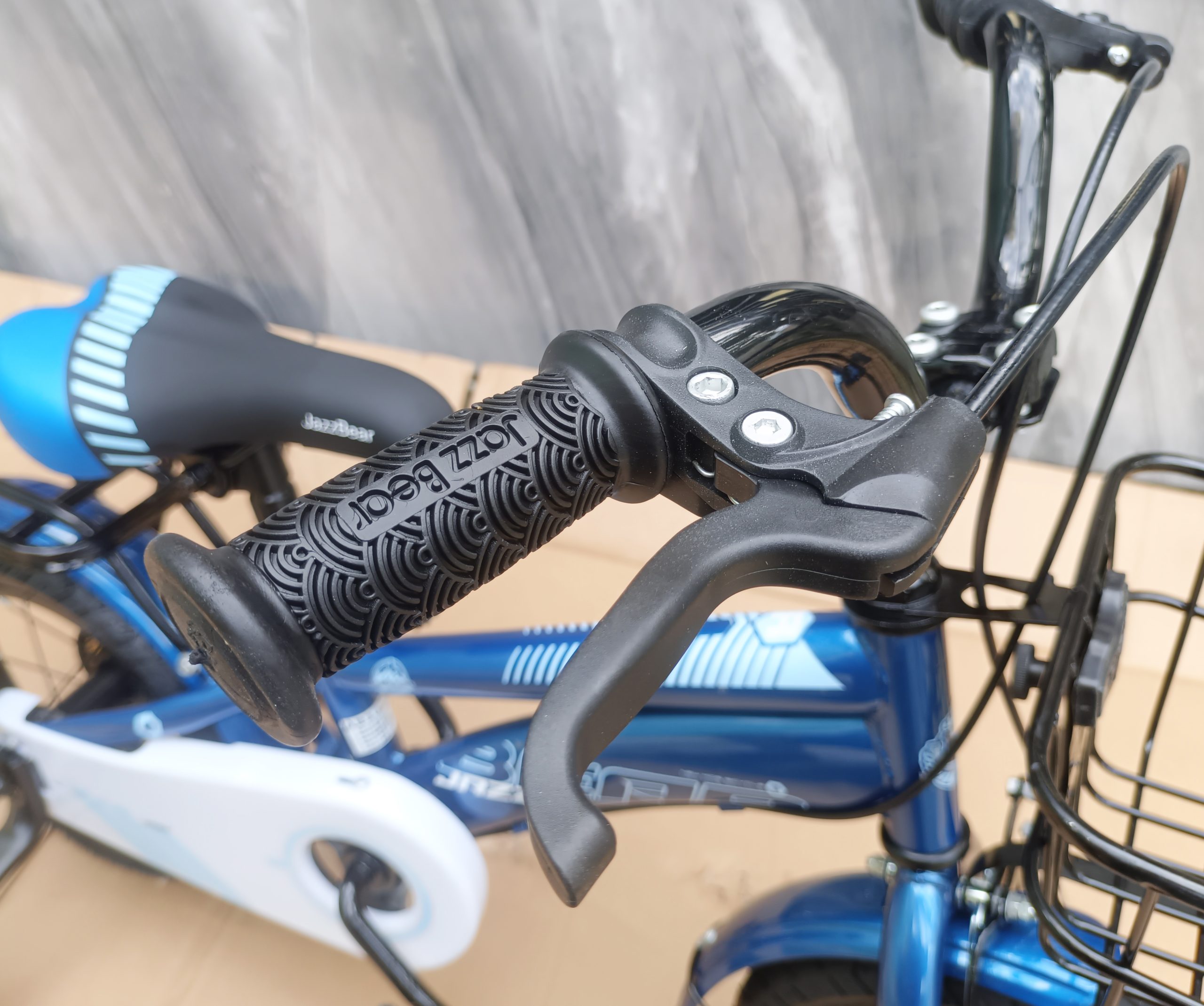 Xe đạp Jazz Bear 2308 xanh - 12 inch IMG 20251016 081651 scaled