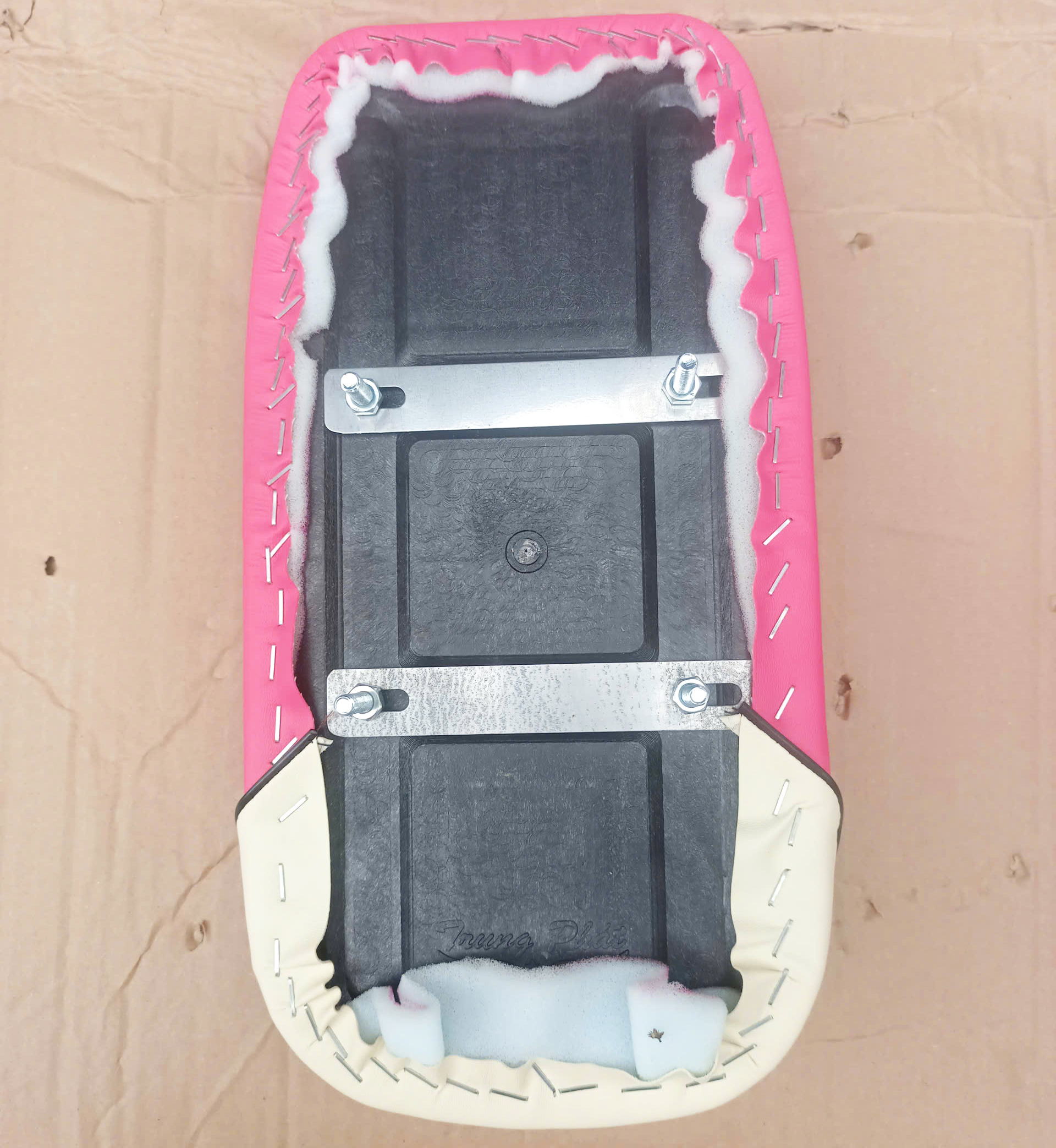 Đệm yên sau cao cấp gắn baga xe đạp, xe điện | Xanh Đỏ Hồng z7723912514591 fb7784f3e9d69dba32a3cb7ff0a2eaf3